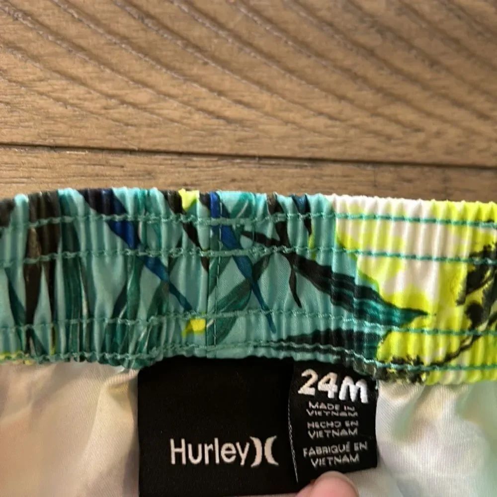 Hurley 🏄🏼‍♂️🏄🏻‍♀️🌺 Beach 🏖️ Pool 🏊🏻‍♀️ Shorts 🩳 - Picture 3 of 12